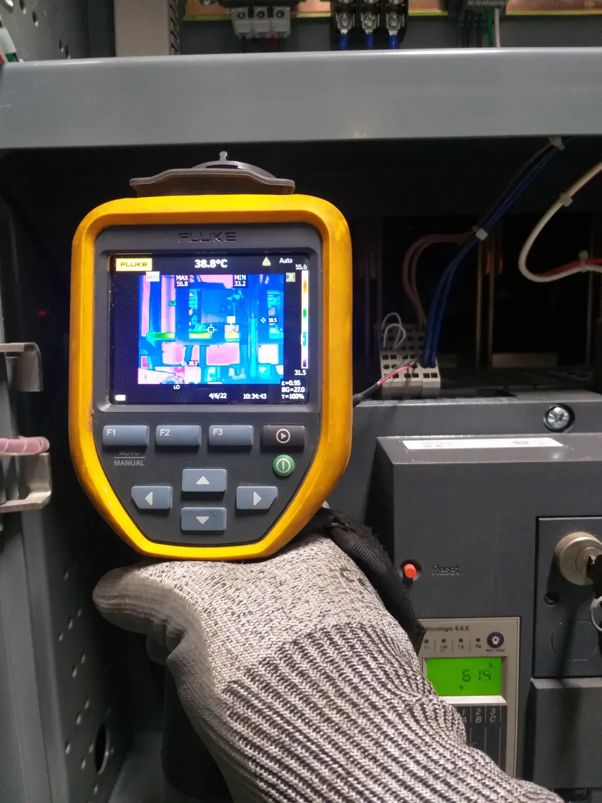 Control y monitoreo de equipos de aire acondicionado por HBR